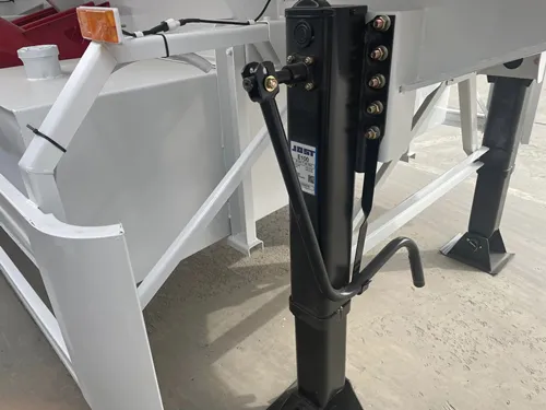 4 Compartments Fuel Tanker Semi Trailer